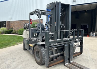 Forklift dealer